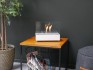 Witte tafel biohaard met een ingebouwde brander.
